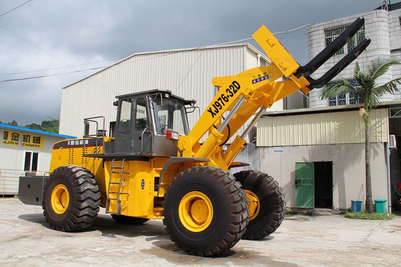 45噸廈金機械叉裝車 重載先鋒，高效物料搬運解決方案